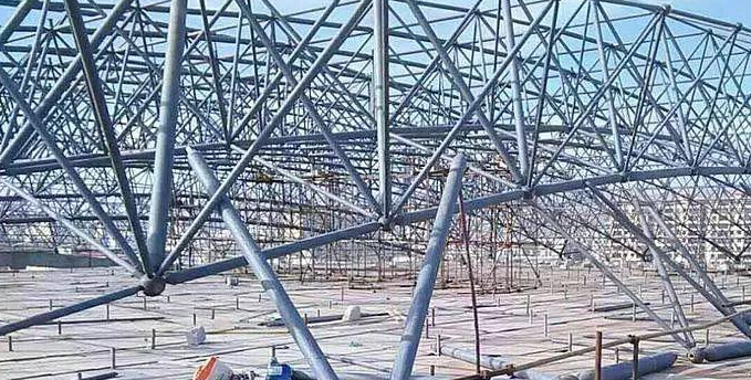 阜康盘点螺栓球网架对于选材方面的4个基本恳求